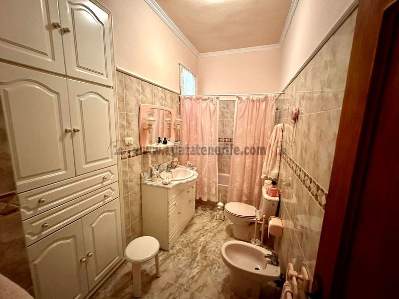 Foto 8aefd0e0-63ee-4612-8928-757ced5f6e5a. Casa amb aparcament a Silos (Los)