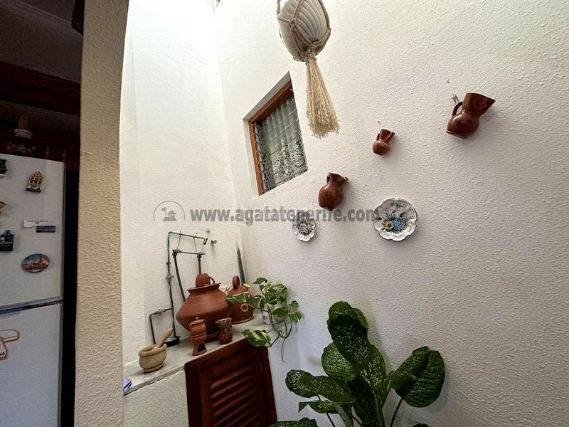 Foto db17dd6c-bf5d-4674-8d51-571398370f90. Casa amb aparcament a Silos (Los)