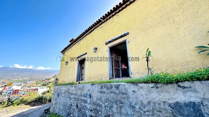 Foto 6de2bf86-1d1e-4e98-b6f7-eed3e073bb6e. Bauernhof mit parking in Los Realejos pueblo Realejos (Los)