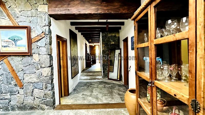 Foto e5e642cf-63de-483f-9fcd-6a5cc3f8b3eb. Country house with parking in Los Realejos pueblo Realejos (Los)