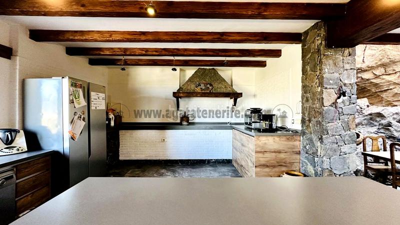 Foto f1e42c0e-1db7-448a-99d2-987db9add1e4. Country house with parking in Los Realejos pueblo Realejos (Los)