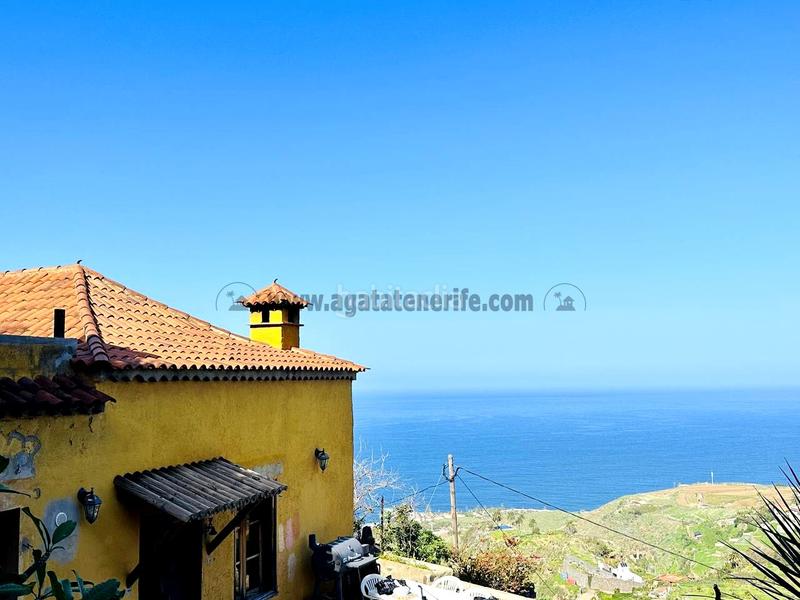 Foto a367783c-e6a7-4880-8072-20920fb944ef. Masia amb aparcament a Los Realejos pueblo Realejos (Los)