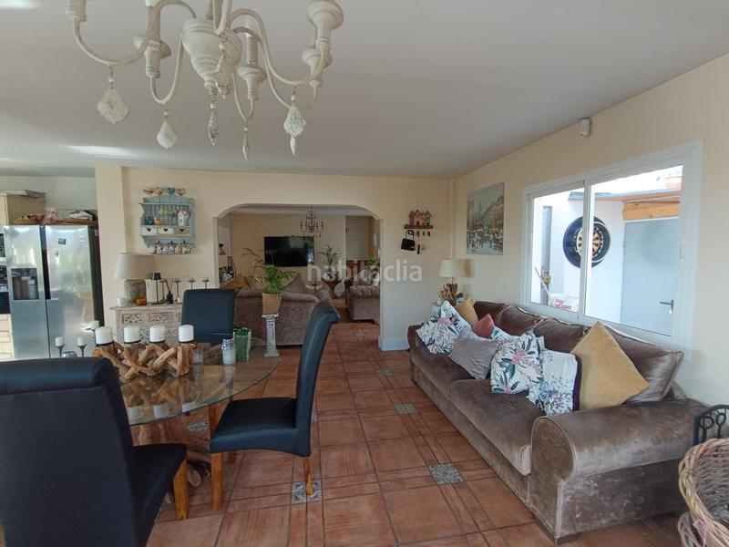 Foto 15892904-12db-4048-bd75-18f4c81bdfef. Mas avec parking dans Valle San Lorenzo Arona