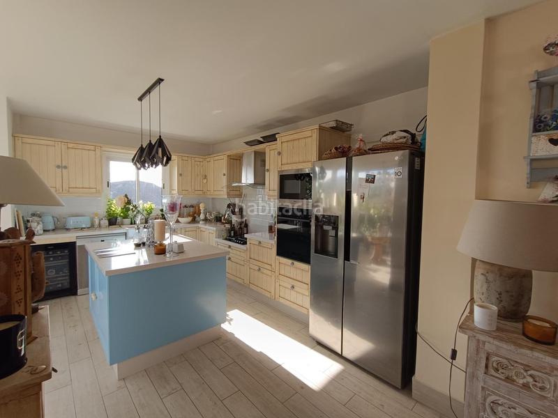 Foto 3e3db0ae-dd4d-420a-93fc-3a5a16029f8b. Mas avec parking dans Valle San Lorenzo Arona