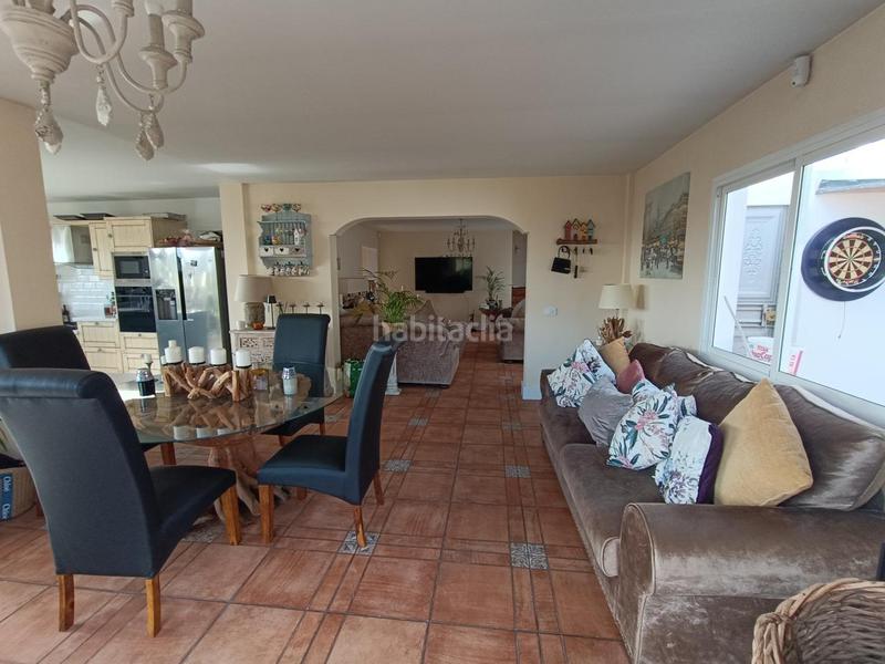 Foto 4f204f1f-8e46-4c8b-a193-a19a6e298268. Mas avec parking dans Valle San Lorenzo Arona