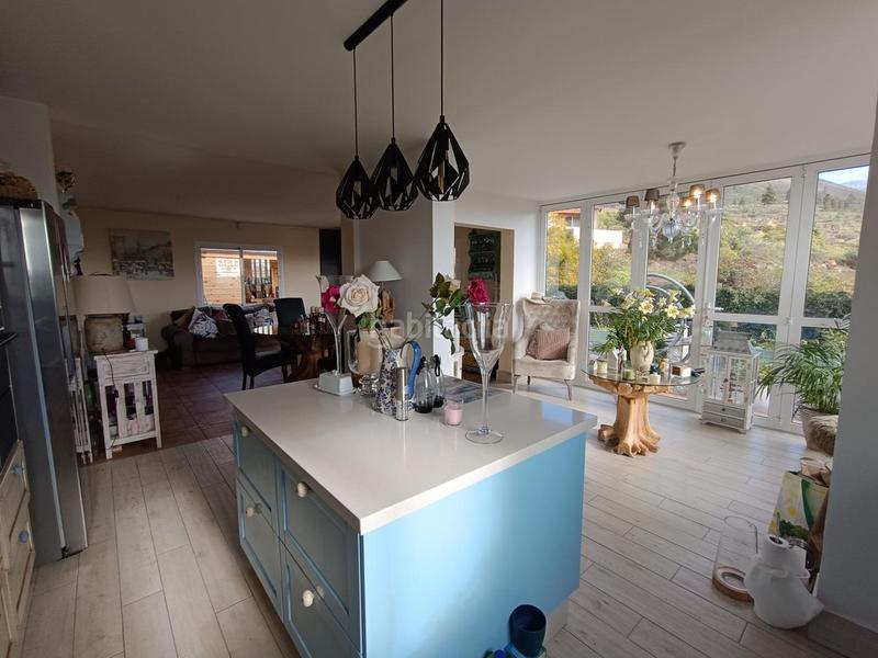 Foto 72201dbd-0d8c-4a87-ba73-f6cab5e5e449. Mas avec parking dans Valle San Lorenzo Arona