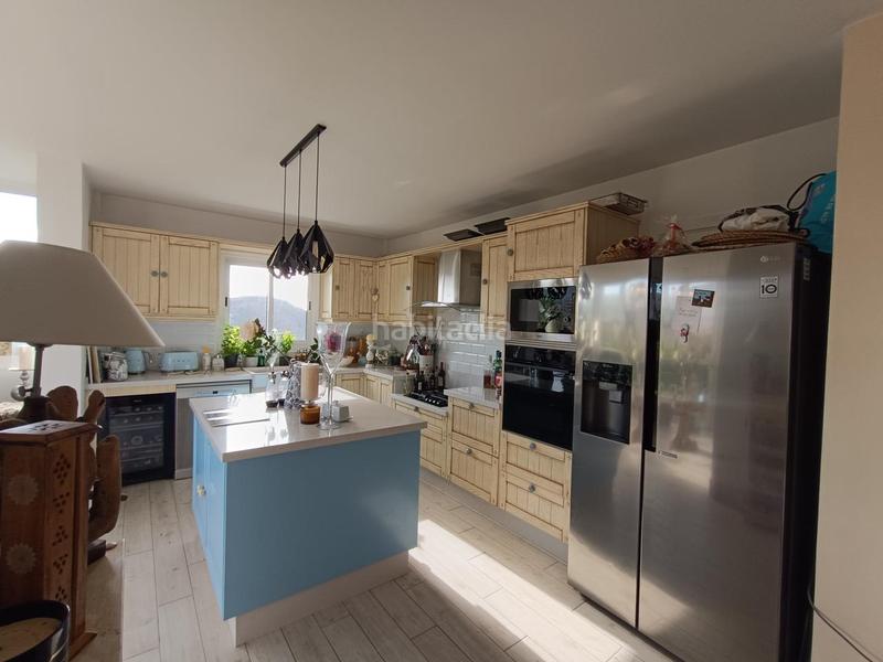 Foto adfc0dc4-2777-48ab-9a72-9dc2ab9c3f93. Mas avec parking dans Valle San Lorenzo Arona