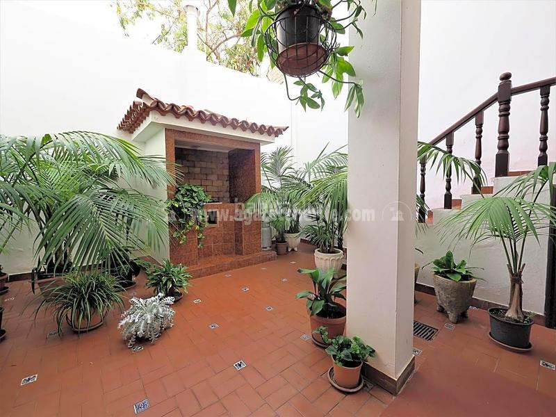 Foto 70ddd9a9-1d61-4ad1-a447-40b32c51f920. Maison avec parking dans Buen Paso - La Mancha Icod de los Vinos