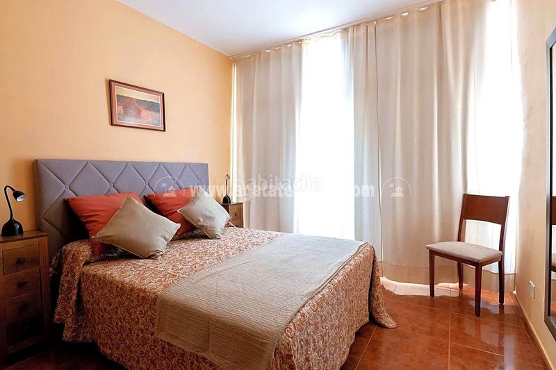 Foto 1a2b91b5-3161-46d2-a52e-54032683fa64. Flat in Zona Martiánez Puerto de la Cruz