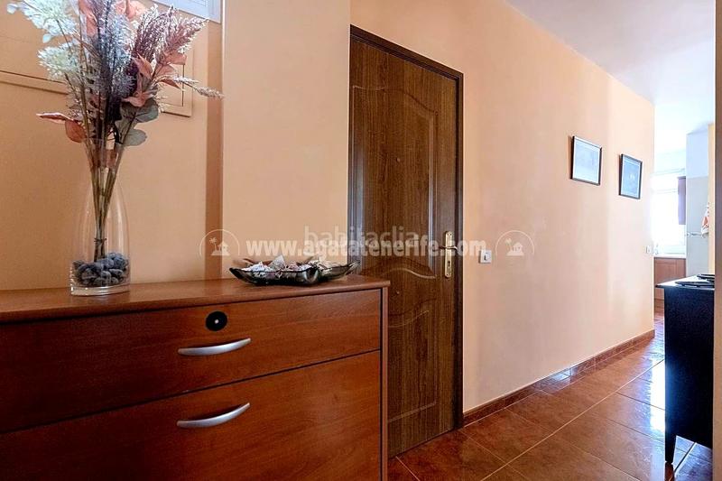 Foto f1201bed-ff25-4d60-8aeb-3e2cbb61dd4f. Flat in Zona Martiánez Puerto de la Cruz