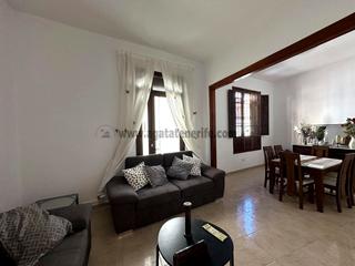 Planta baixa  San vicente ferrer. Elegante piso reformado con dos entradas, patios y potencial par