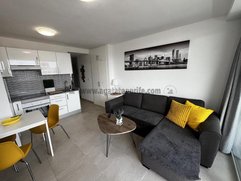 Foto 45a2a275-f4a1-4068-a2dc-23826af11f9d. Appartamento con piscina in Playa de las Américas Arona