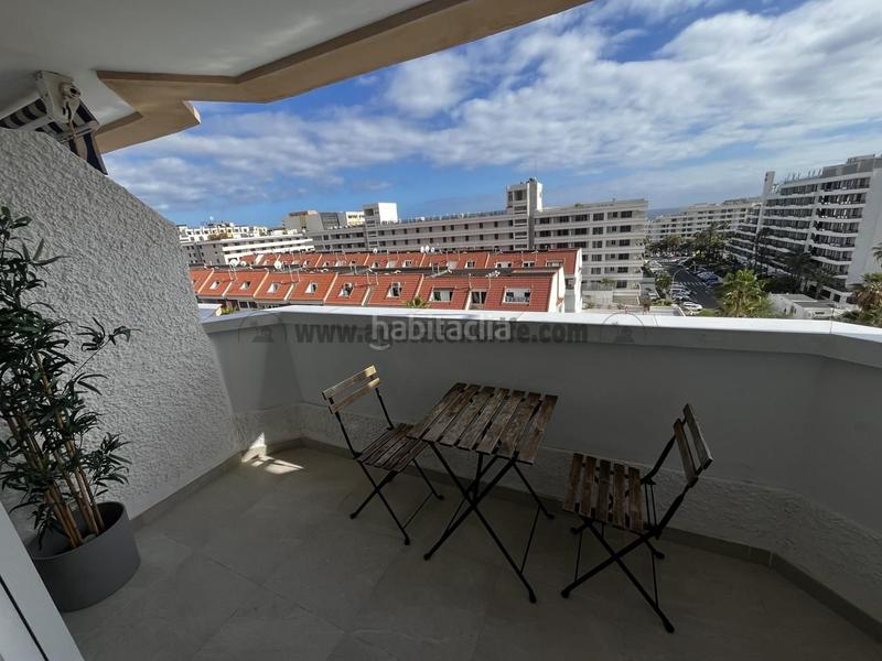 Foto 4603ceab-ebdf-465a-a2b9-a95ace5a3b84. Appartamento con piscina in Playa de las Américas Arona