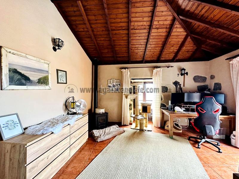 Foto 858d700b-00eb-400a-9881-27a3e7d22026. Casa con parcheggio in Guancha (La)