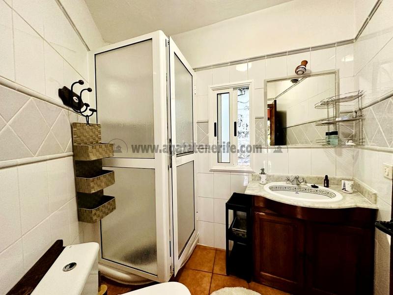 Foto c2f61963-326d-44fe-bb69-5be04ff63965. Casa con parcheggio in Guancha (La)