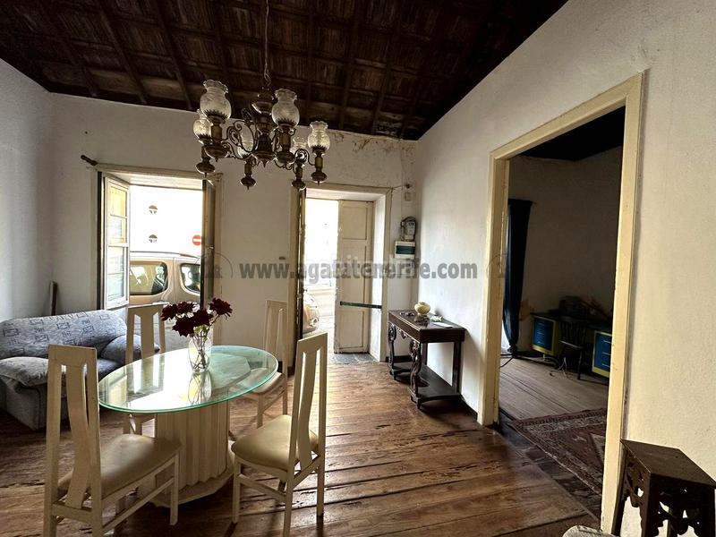 Foto 296da1cd-0283-4215-a1b7-ba3055ec8772. Casa a Los Realejos pueblo Realejos (Los)