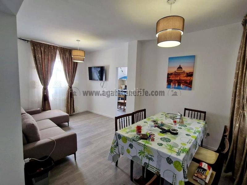 Foto aa365ab2-343a-452d-8a7d-f69bd122f6d4. Piso amplio dúplex con azotea privada en la guancha en Guancha (La)