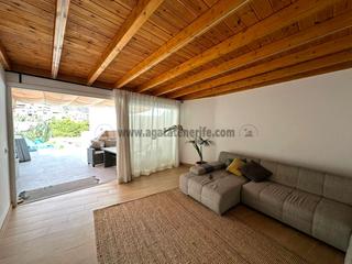 Casa  Tres de mayo. Vivienda moderna renovada con terraza privada y jacuzzi en reale