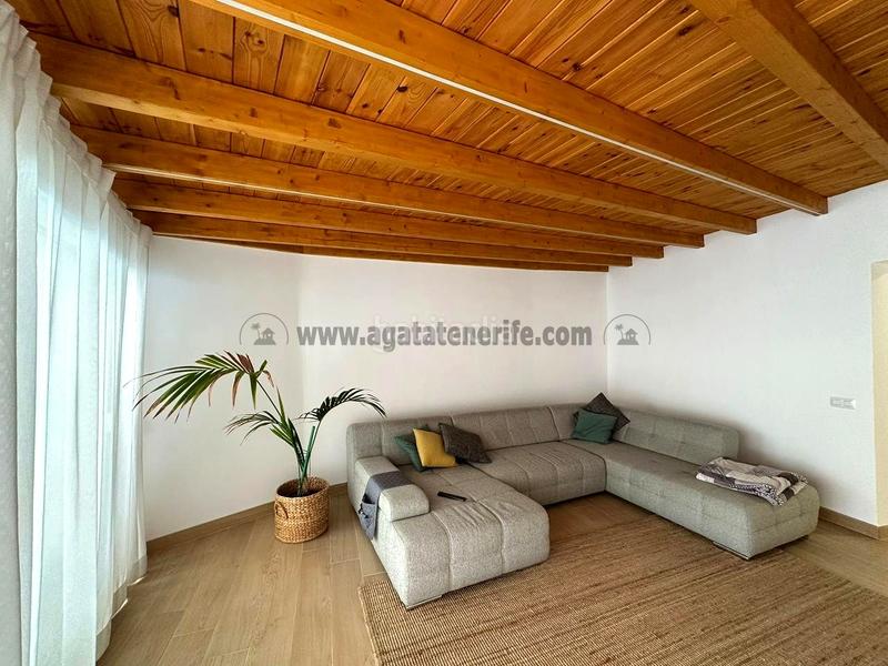 Foto 6f712b53-3a58-456c-8cb3-b18624536e3a. Casa amb piscina a Los Realejos pueblo Realejos (Los)