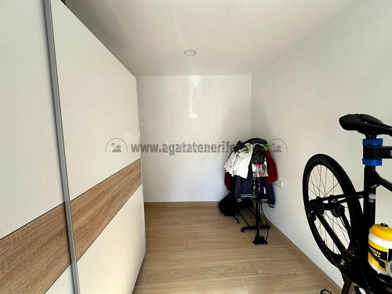 Foto ff8fd3f8-e0d1-4e9d-9d91-2230b44f832f. Casa amb piscina a Los Realejos pueblo Realejos (Los)
