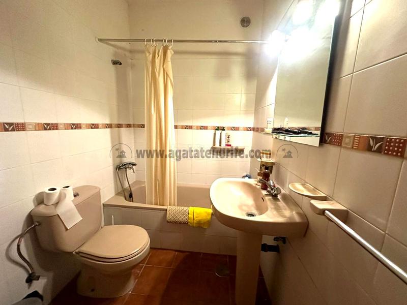 Foto 84736acc-ad5e-4459-9431-ba489e193b4b. Country house with parking in Santiago del Teide pueblo Santiago del Teide