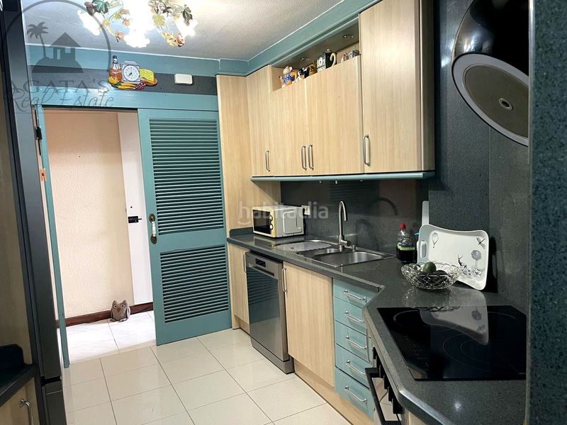 Foto 0fa4b773-7096-4a9d-a51d-540c85d62f1a. Casa amb piscina a Torviscas Bajo Adeje