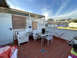 Rez-de-chaussée à La Camella. Piso de un dormitorio en la camella