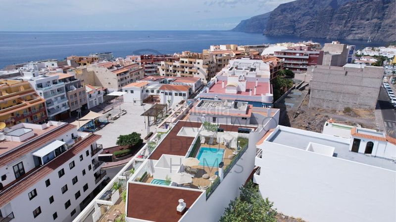 Foto f6adeda1-5f6d-402b-9540-e0c107ecf50b. Àtic amb aparcament piscina a Puerto de Santiago Santiago del Teide