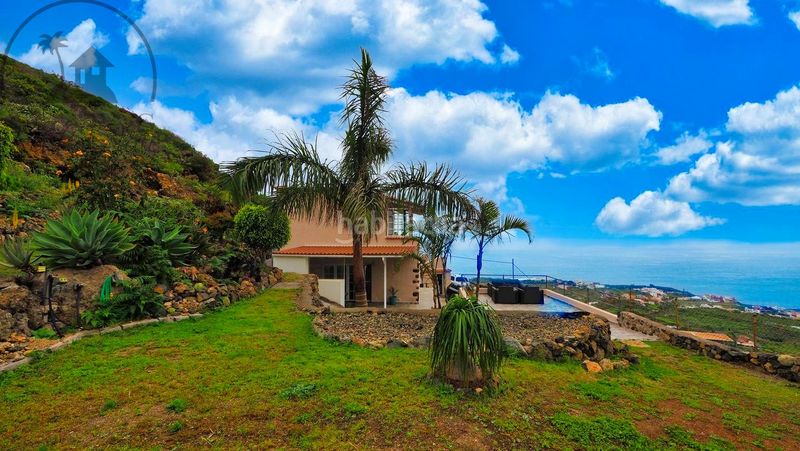 Foto c7211a69-8ab7-4503-a098-05fdc6e60f54. Casa a Guancha (La)