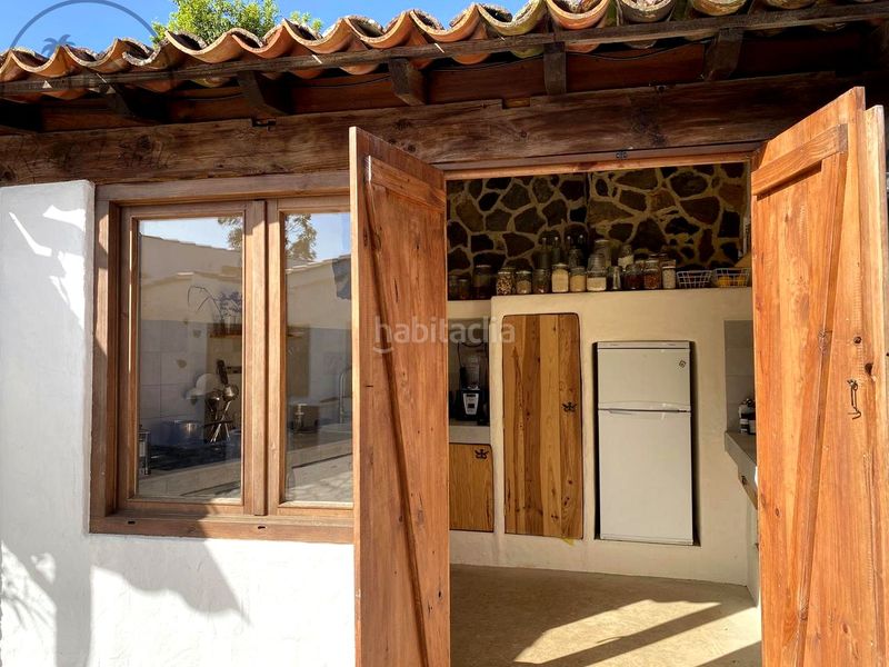 Foto 1d269e7d-1268-4c21-8647-903a6565c49e. Masia amb aparcament a Garachico