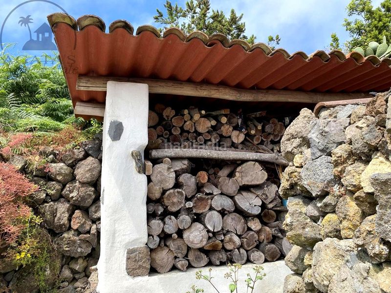 Foto b55ede0b-3aa2-4bb3-90b8-2ad40ba8524e. Masia amb aparcament a Garachico
