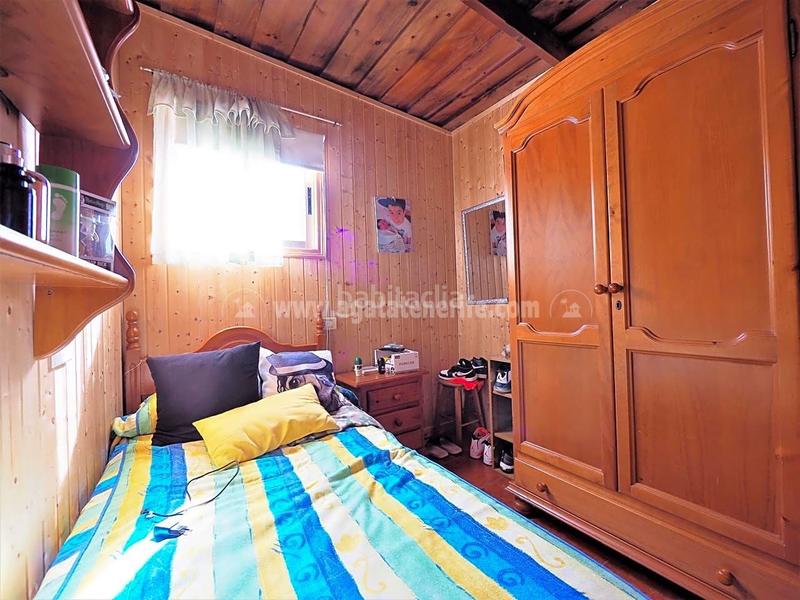 Foto f9f2c4f2-1bb6-42f8-a874-3013c6c47578. Masia amb aparcament a La Vega - El Amparo - Cueva del Viento Icod de los Vinos