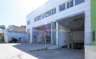 Nau industrial a La Perdoma - San Antonio - Benijos. Nave industrial de tres plantas y acceso desde 2 calles ahora a