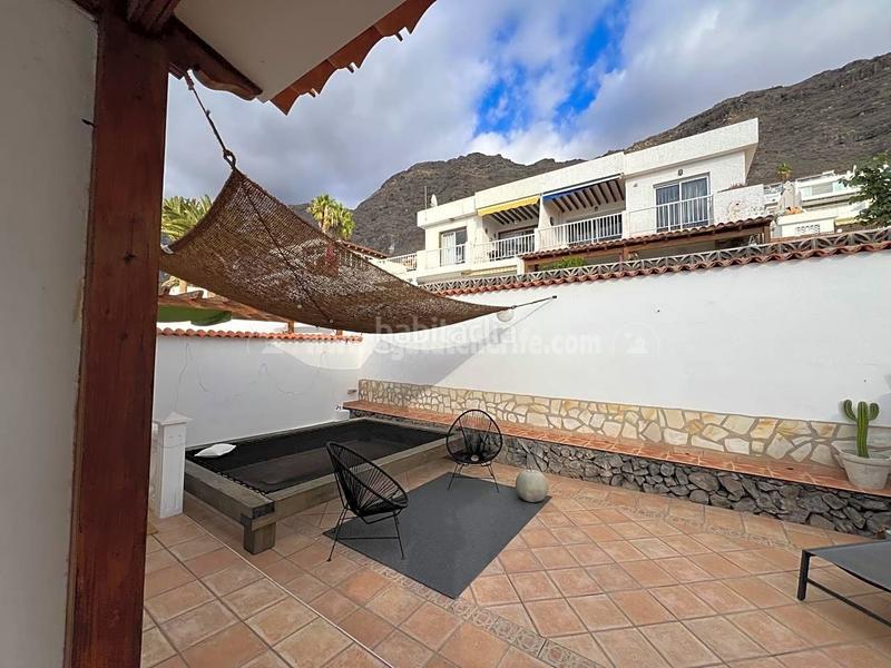 Foto fc5ed25c-d294-4373-92f8-269e7c604262. Maison avec parking dans Acantilados de Los Gigantes Santiago del Teide