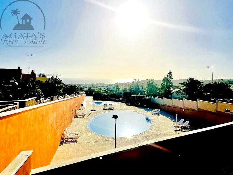 Foto 9bbef92b-7a82-4105-a346-61927f699348. Apartament amb aparcament a Playa Fañabé Alto Adeje