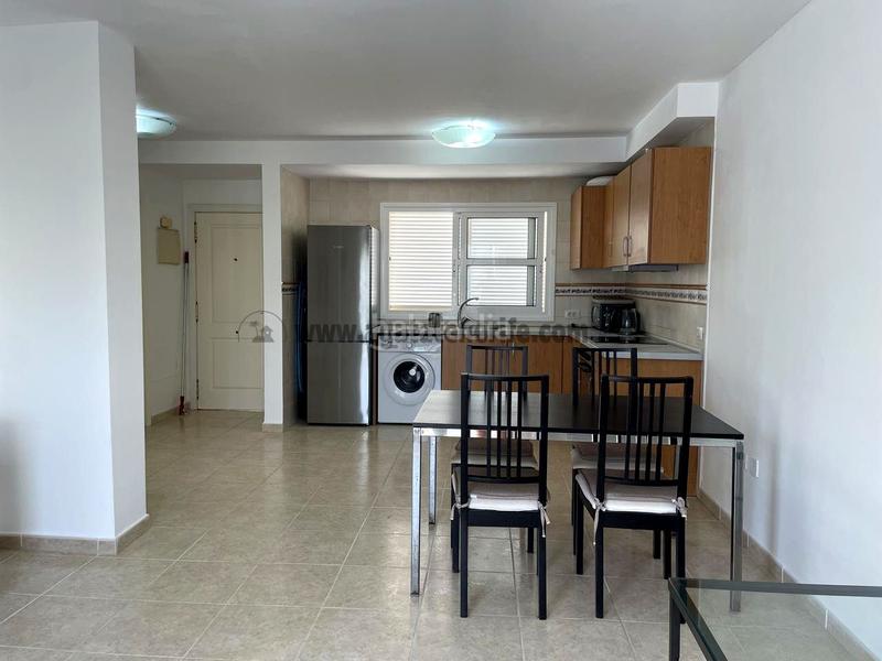 Foto a5da4fd3-4ec5-40a4-8158-ce94739f1cb8. Apartament amb aparcament a Playa Fañabé Alto Adeje
