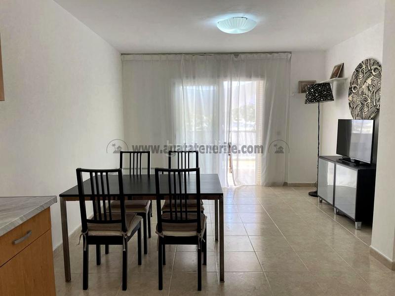 Foto c06f0e1f-1113-48a6-9102-d52fc3a58f51. Apartament amb aparcament a Playa Fañabé Alto Adeje