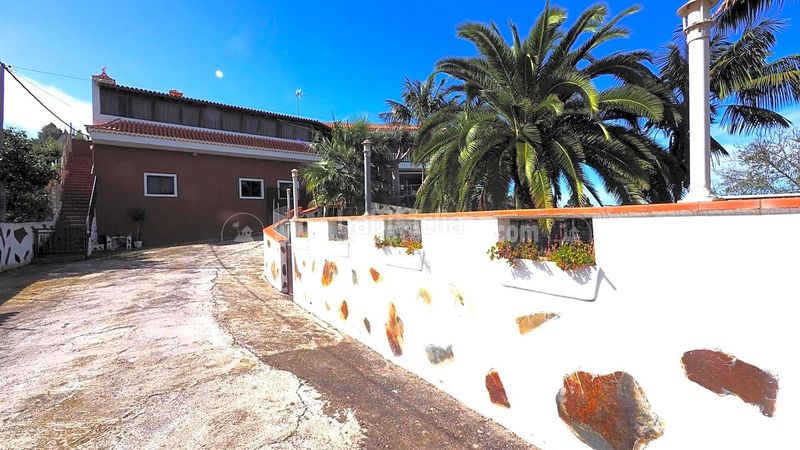 Foto fb7c3ca1-43e3-4837-a6f2-908611edaefd. Masia amb aparcament a La Vega - El Amparo - Cueva del Viento Icod de los Vinos