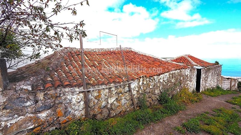 Foto bae1a40f-6e51-42ce-9651-2b61b75250d3. Masía en La Vega - El Amparo - Cueva del Viento Icod de los Vinos