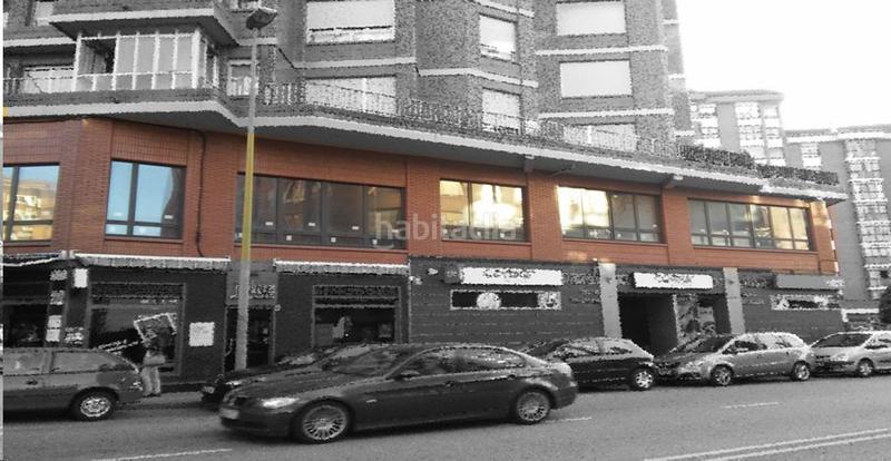 Foto c95359fc-626d-4658-bfb9-0c3584cba747. Affitto locale commerciale in avenida san agustín 14 in Avilés