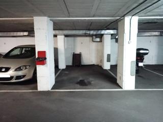 Affitto Posto auto  Calle de ramón granda. Alquiler de plazas de garaje en ramón granda esquina con fernánd