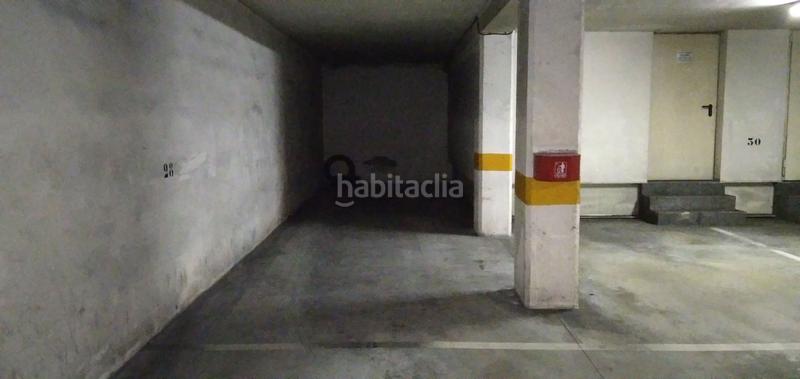 Foto f1672408-c26e-4e98-8cd5-2f8272a7379e. Lloguer aparcament cotxe a calle josé lópez ocaña 10 a Avilés