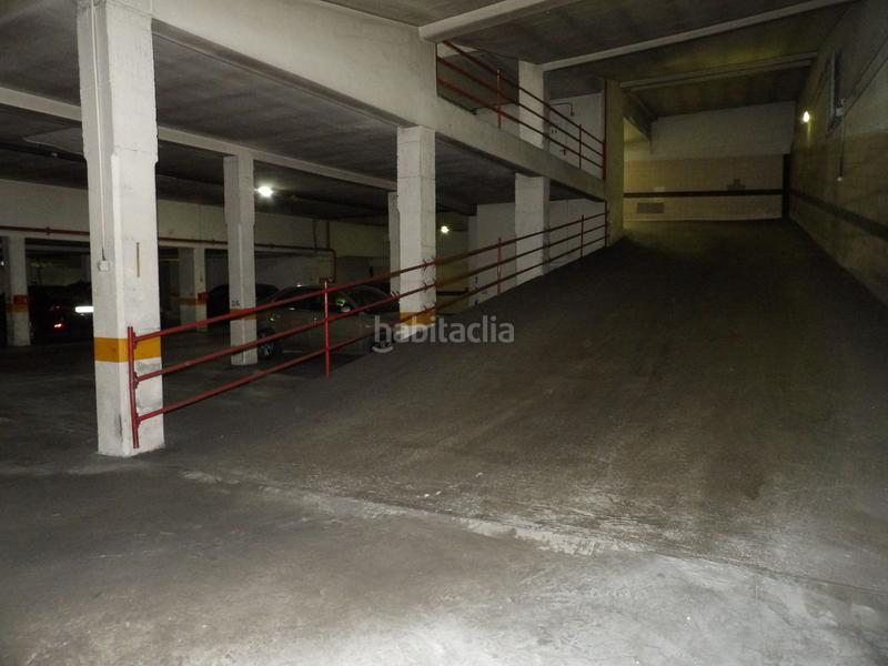 Foto 7f149488-564c-4afc-b3fc-8ed3435ef438. Miete autoparkplatz in calle josé lópez ocaña 10 in Avilés