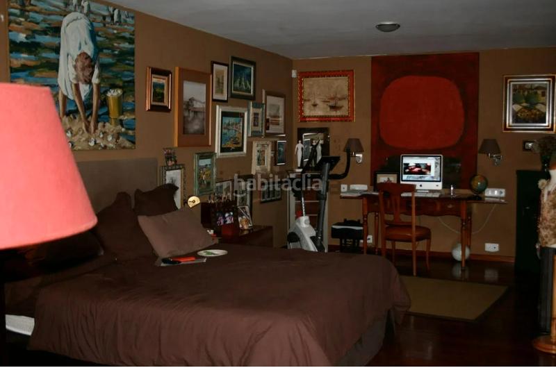 Foto 63001b89-2ad9-4fcd-be48-47a6e8056552. Chalet avec cheminée chauffage parking dans O Milladoiro Ames