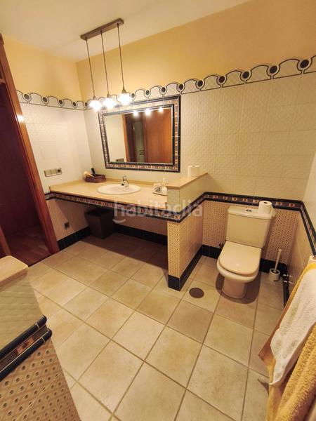 Foto 1aeaa494-3bf1-42f5-96c4-af252ac53848. Casa a schiera con camino riscaldamento parcheggio in Oleiros