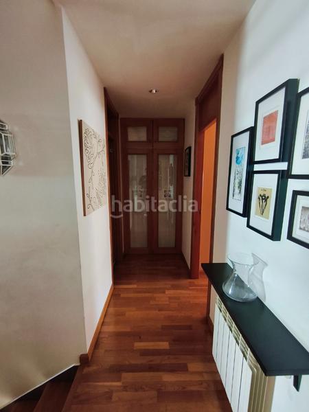 Foto 4988b204-47ce-49a7-9be8-87c546b1a84e. Casa a schiera con camino riscaldamento parcheggio in Oleiros