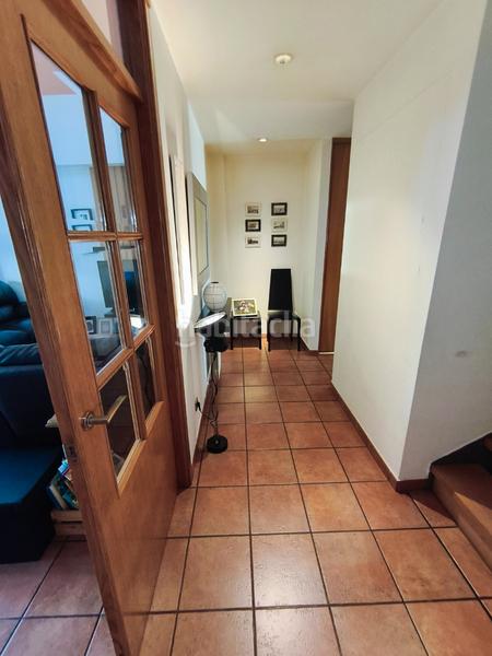 Foto 49f0eec7-5002-4a89-a173-f6df2ba79edb. Casa a schiera con camino riscaldamento parcheggio in Oleiros