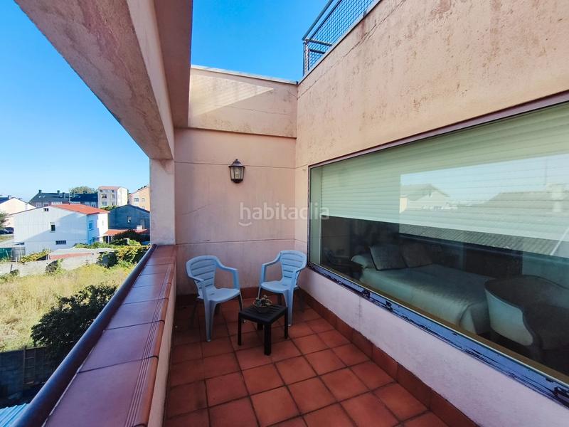 Foto 5c722fad-0a48-47ef-84ee-2bec4391b01e. Casa a schiera con camino riscaldamento parcheggio in Oleiros