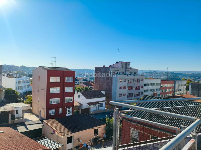 Foto 69defc0d-c2f8-47a5-a269-1eba76b46856. Casa a schiera con camino riscaldamento parcheggio in Oleiros