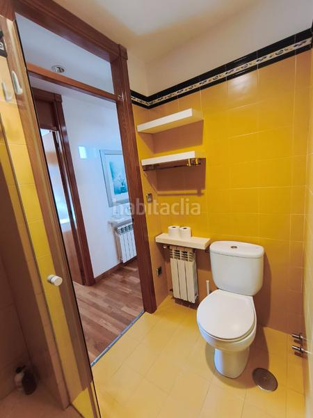 Foto 9b304e49-1fe4-48ba-98dd-5e94a57bb57d. Casa a schiera con camino riscaldamento parcheggio in Oleiros